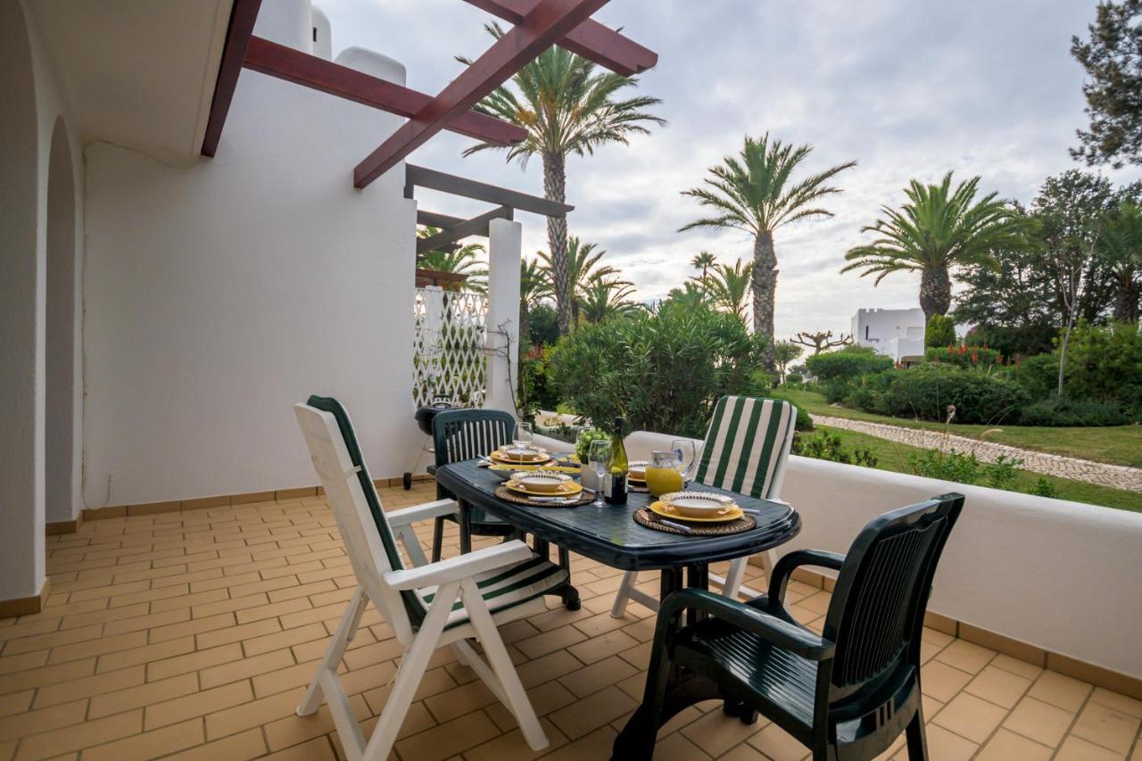Superb Beach Townhouse At Vila Gaivota Resort Ferragudo Exterior foto